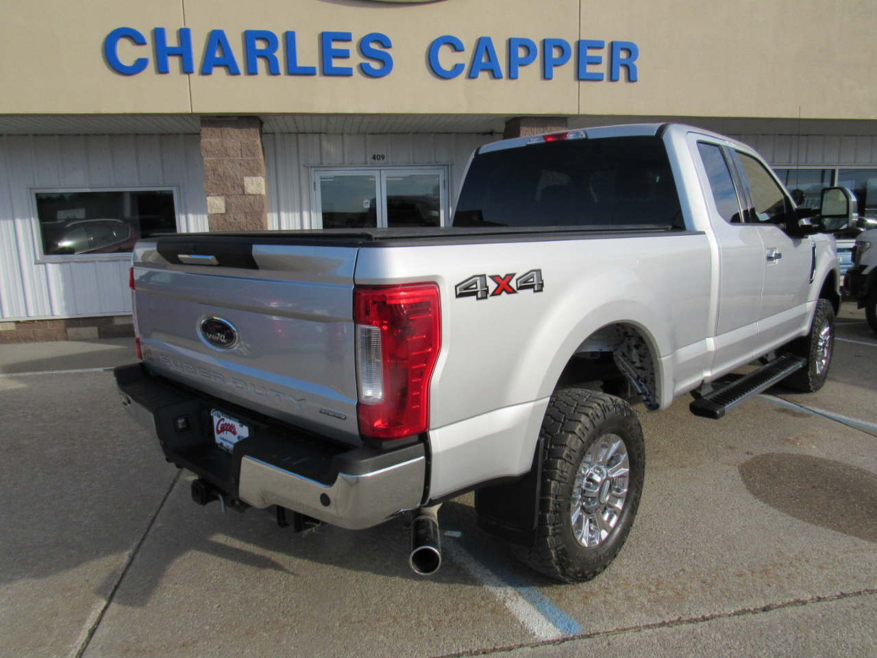 Ford Super Duty F-250 SRW XLT 4WD SuperCab 6.75' Box 2017