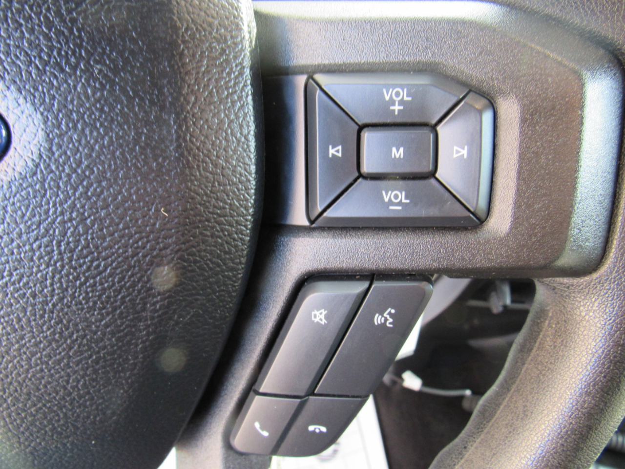 Ford Super Duty F-250 SRW XLT 4WD SuperCab 6.75' Box 2017