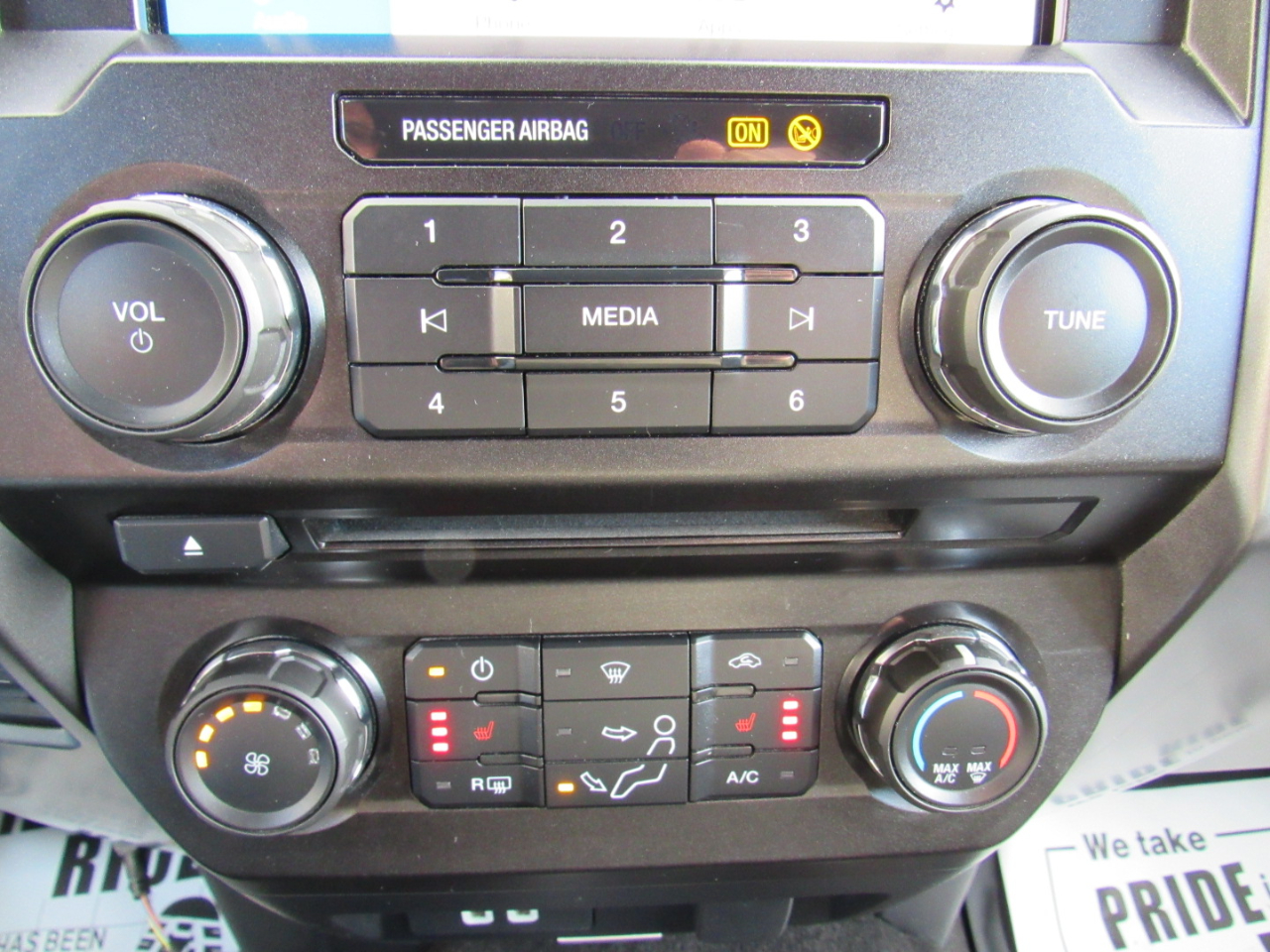 Ford Super Duty F-250 SRW XLT 4WD SuperCab 6.75' Box 2017