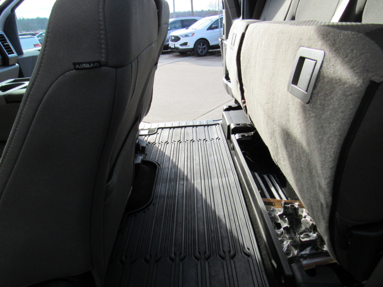 Ford Super Duty F-250 SRW XLT 4WD SuperCab 6.75' Box 2017