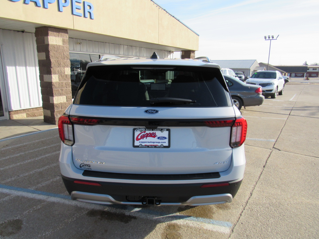 Ford Explorer Platinum 4WD 2026