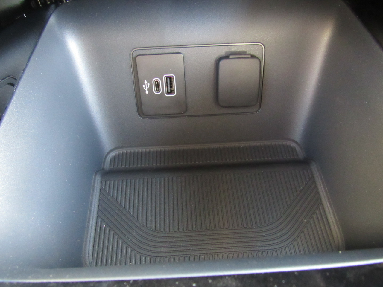 Ford Explorer Platinum 4WD 2026