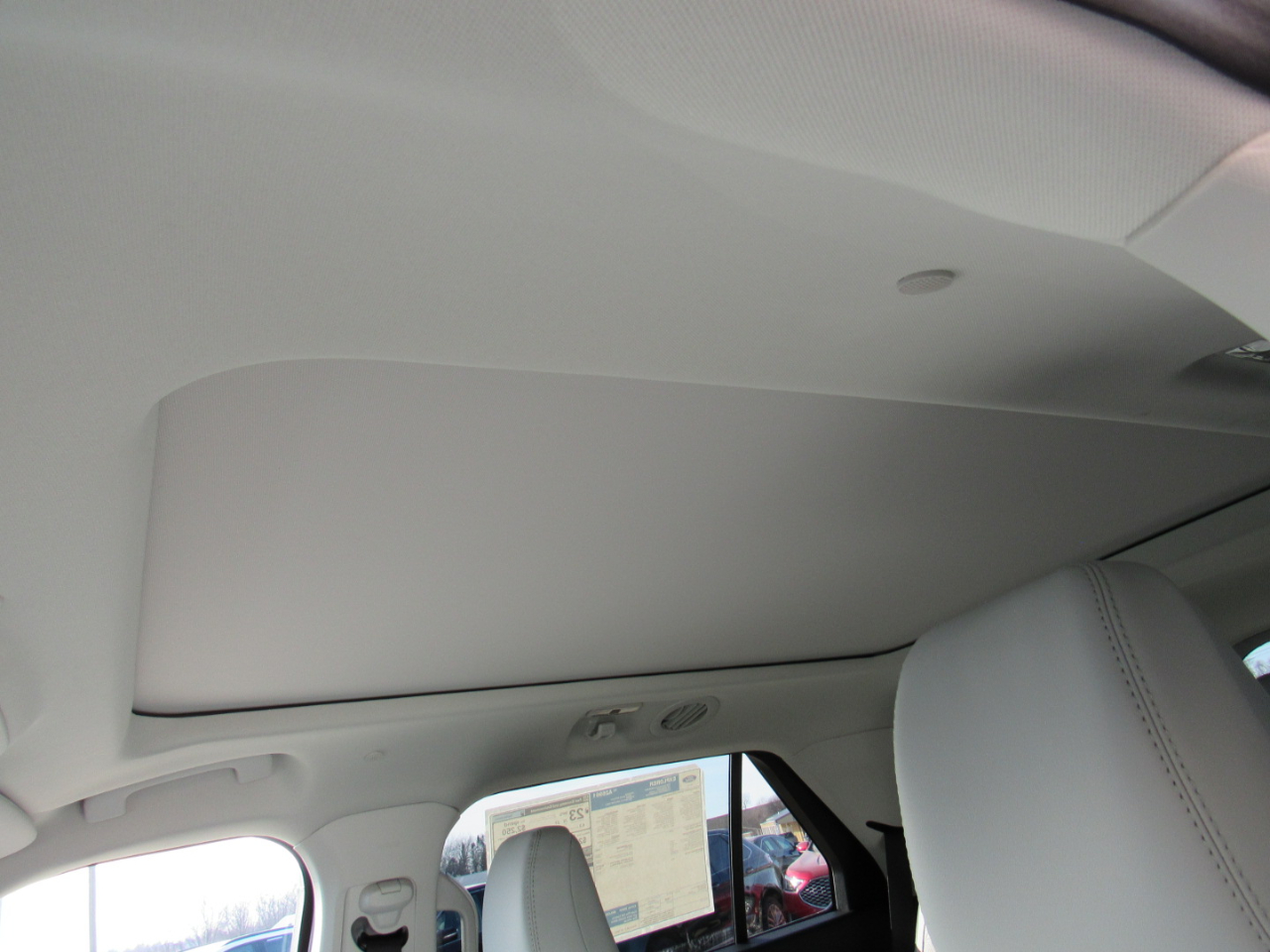 Ford Explorer Platinum 4WD 2026