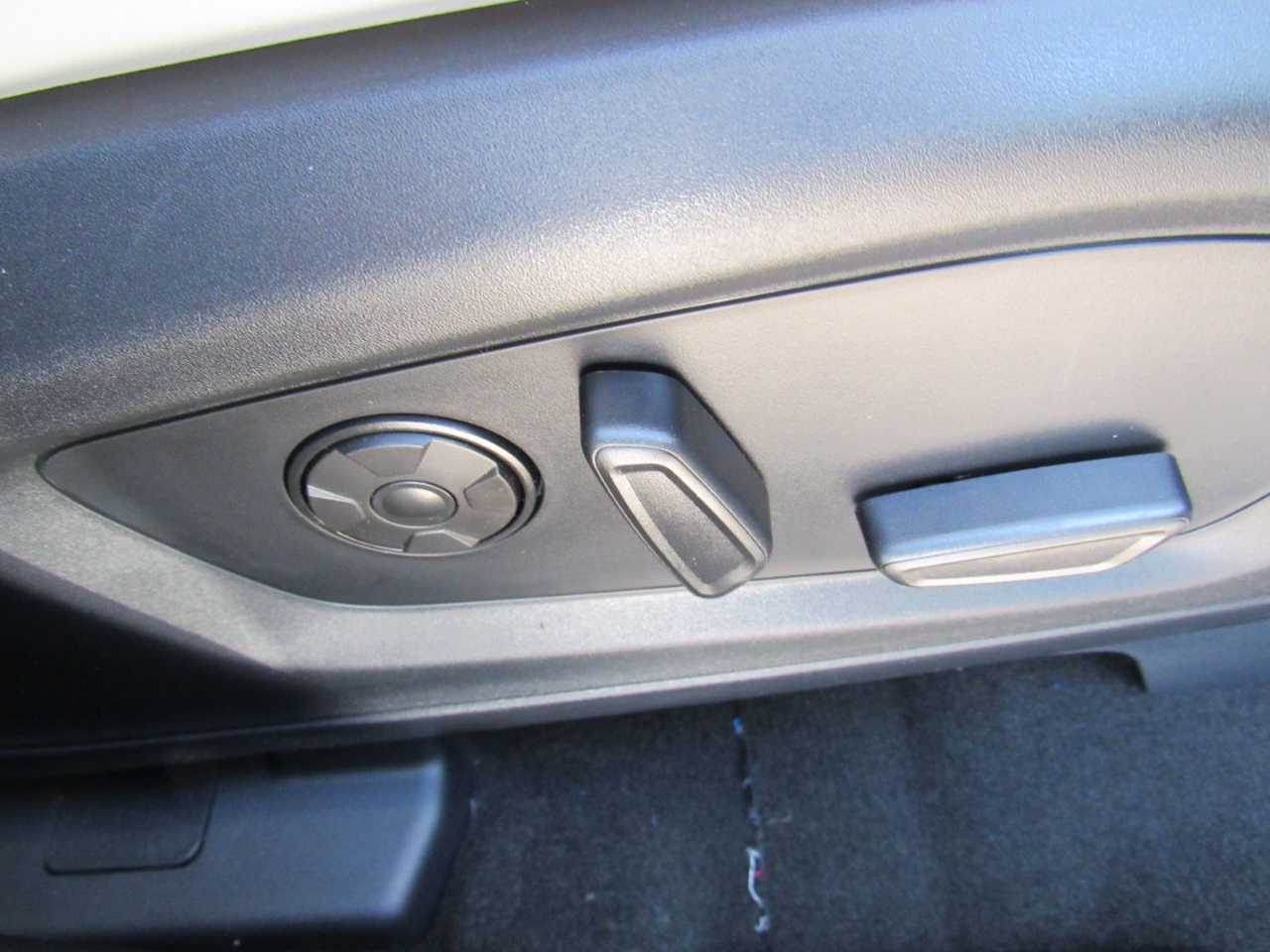 Ford Explorer Platinum 4WD 2026