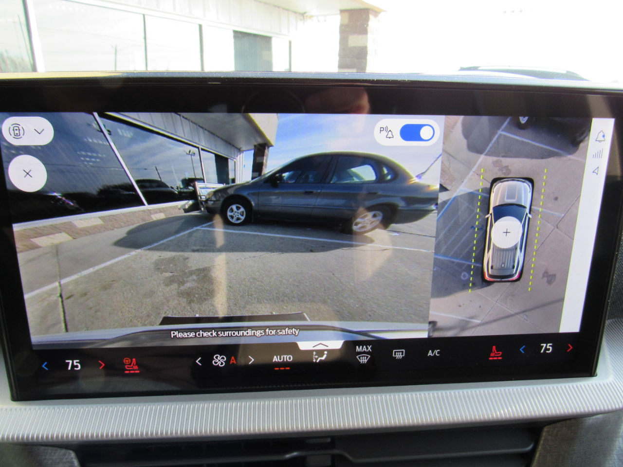 Ford Explorer Platinum 4WD 2026