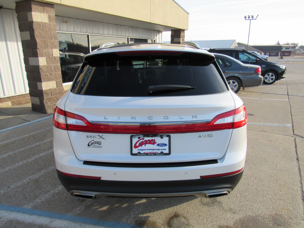 Lincoln MKX AWD 4dr Reserve 2016