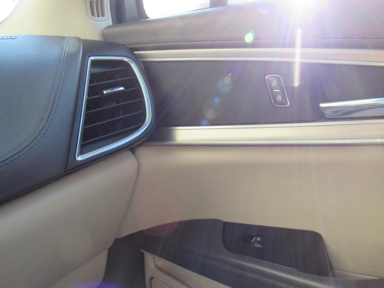 Lincoln MKX AWD 4dr Reserve 2016