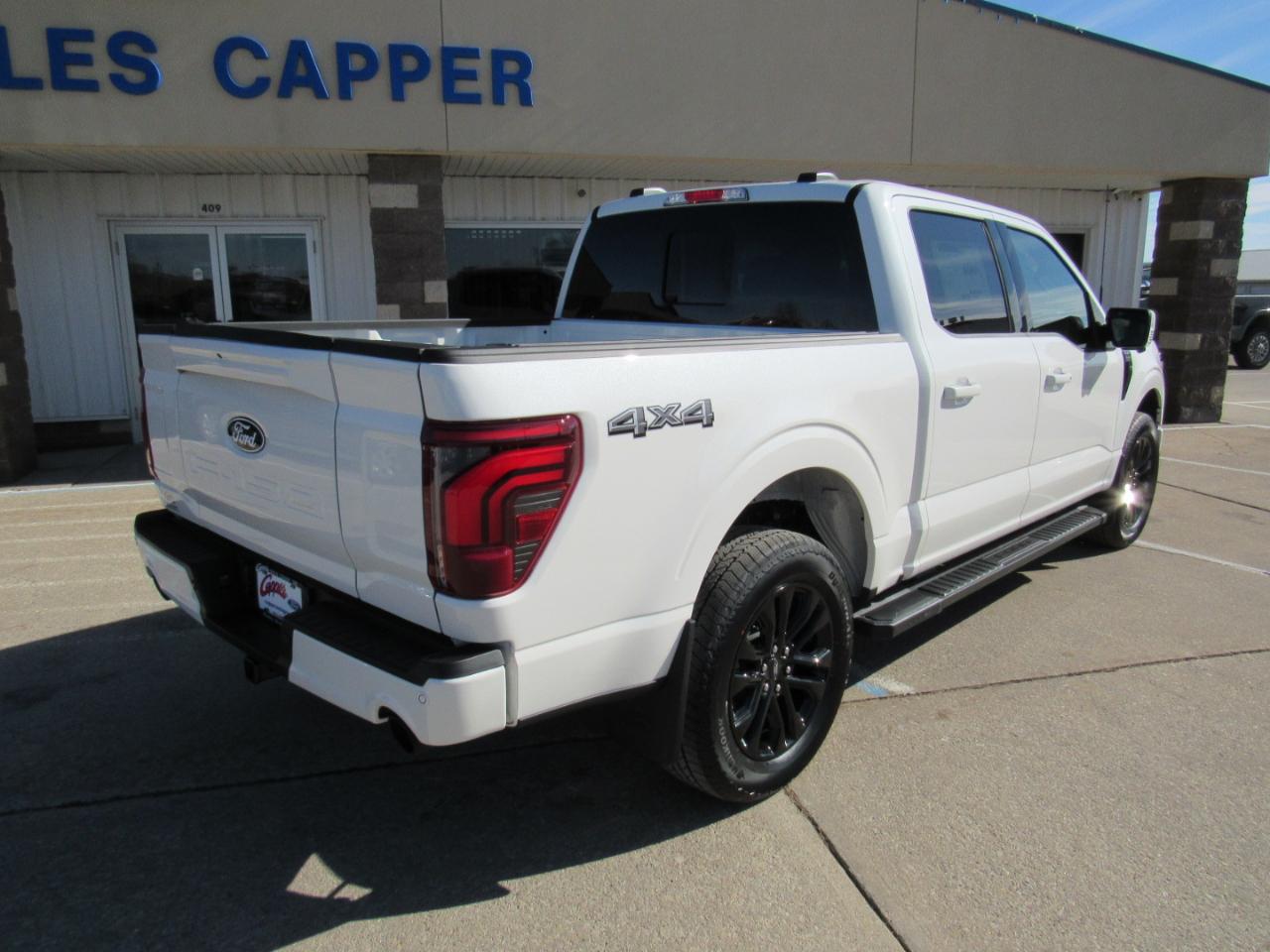 Ford F-150 Lariat 4WD SuperCrew 5.5' Box 2026