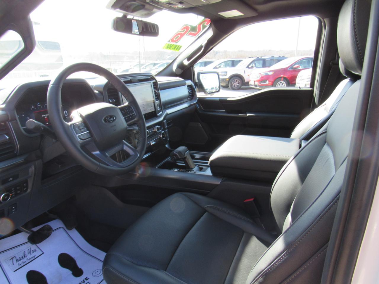 Ford F-150 Lariat 4WD SuperCrew 5.5' Box 2026