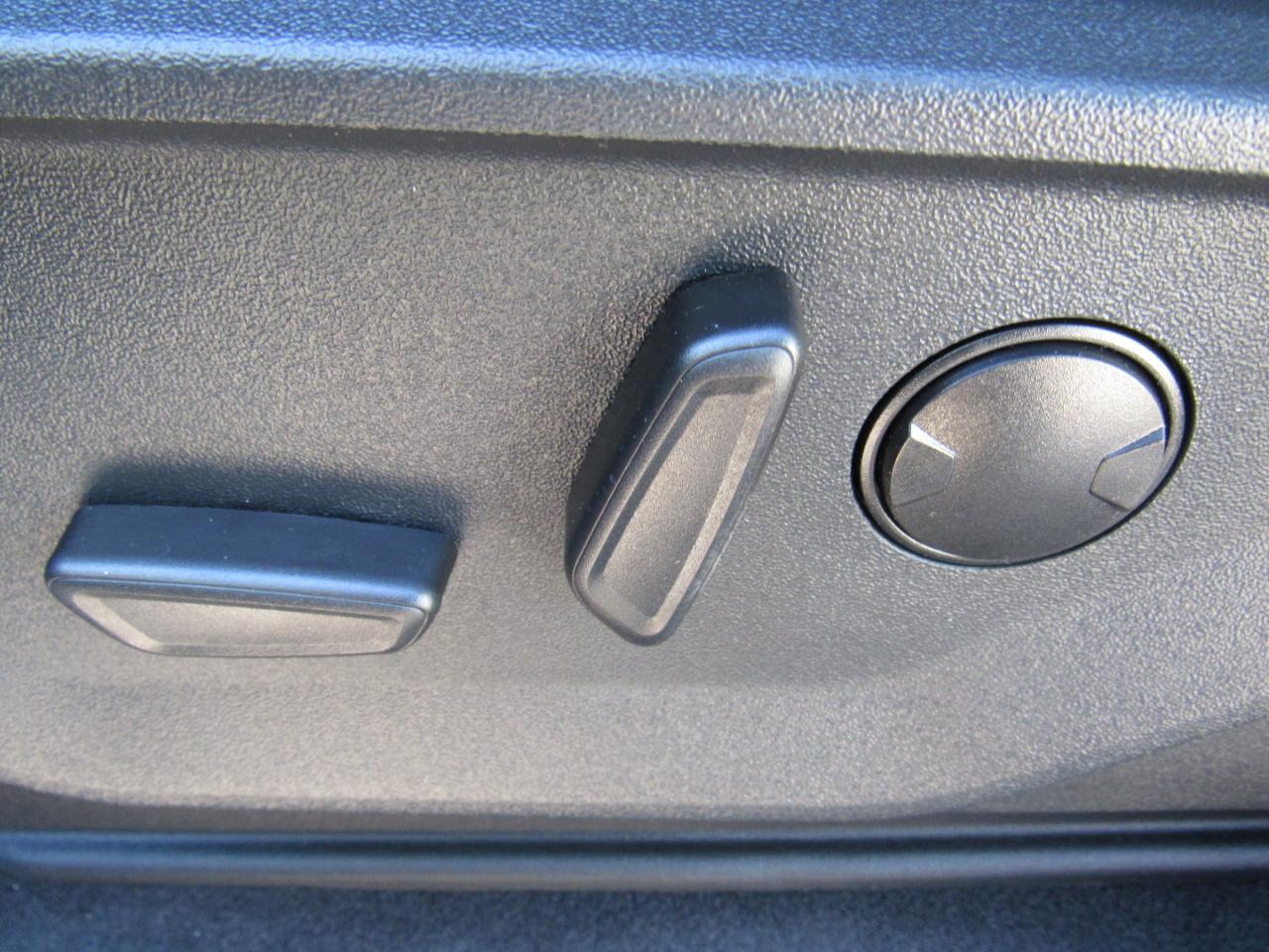 Ford F-150 Lariat 4WD SuperCrew 5.5' Box 2026