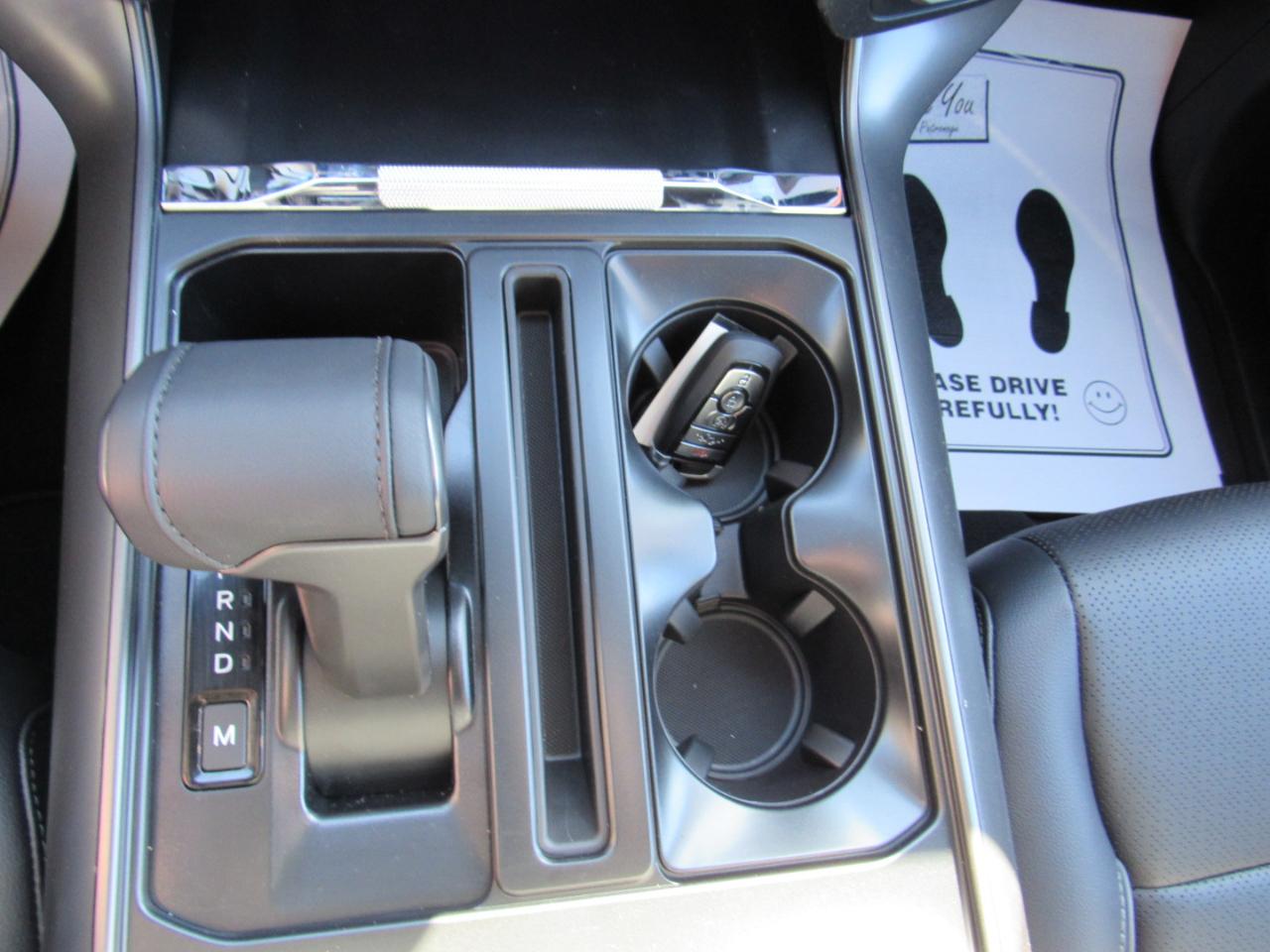 Ford F-150 Lariat 4WD SuperCrew 5.5' Box 2026