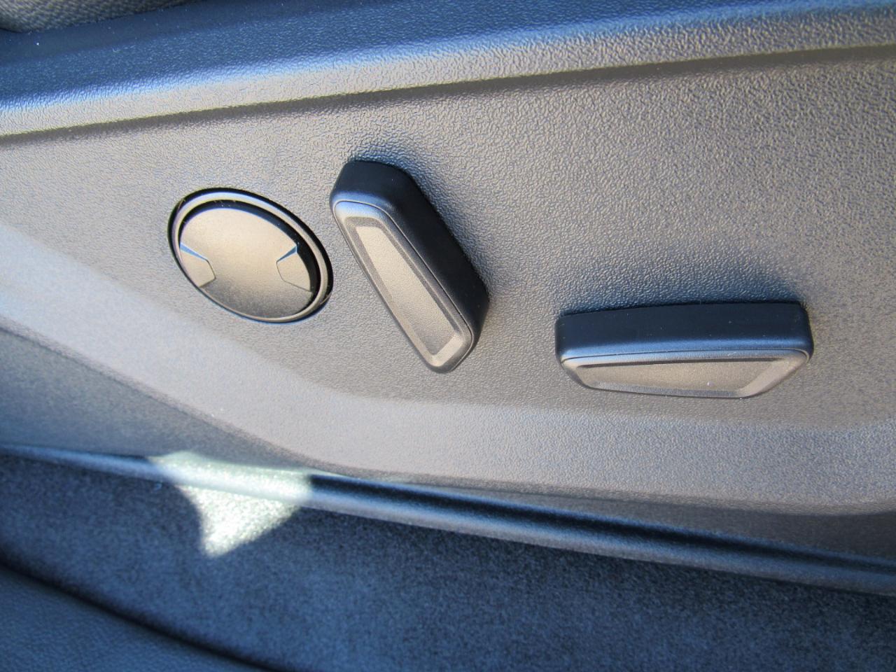 Ford F-150 Lariat 4WD SuperCrew 5.5' Box 2026