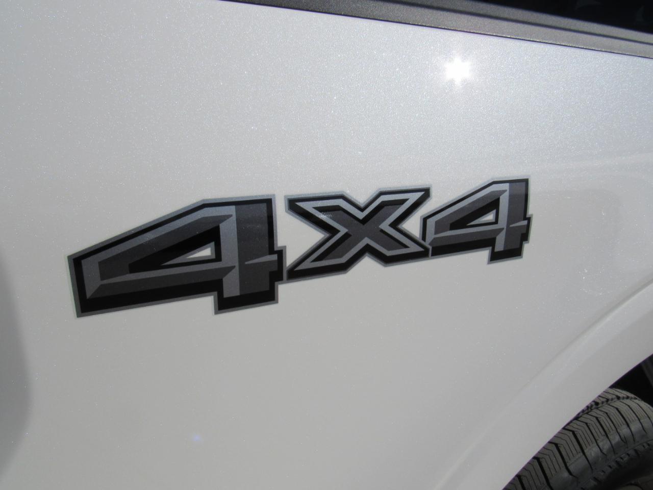 Ford F-150 Lariat 4WD SuperCrew 5.5' Box 2026