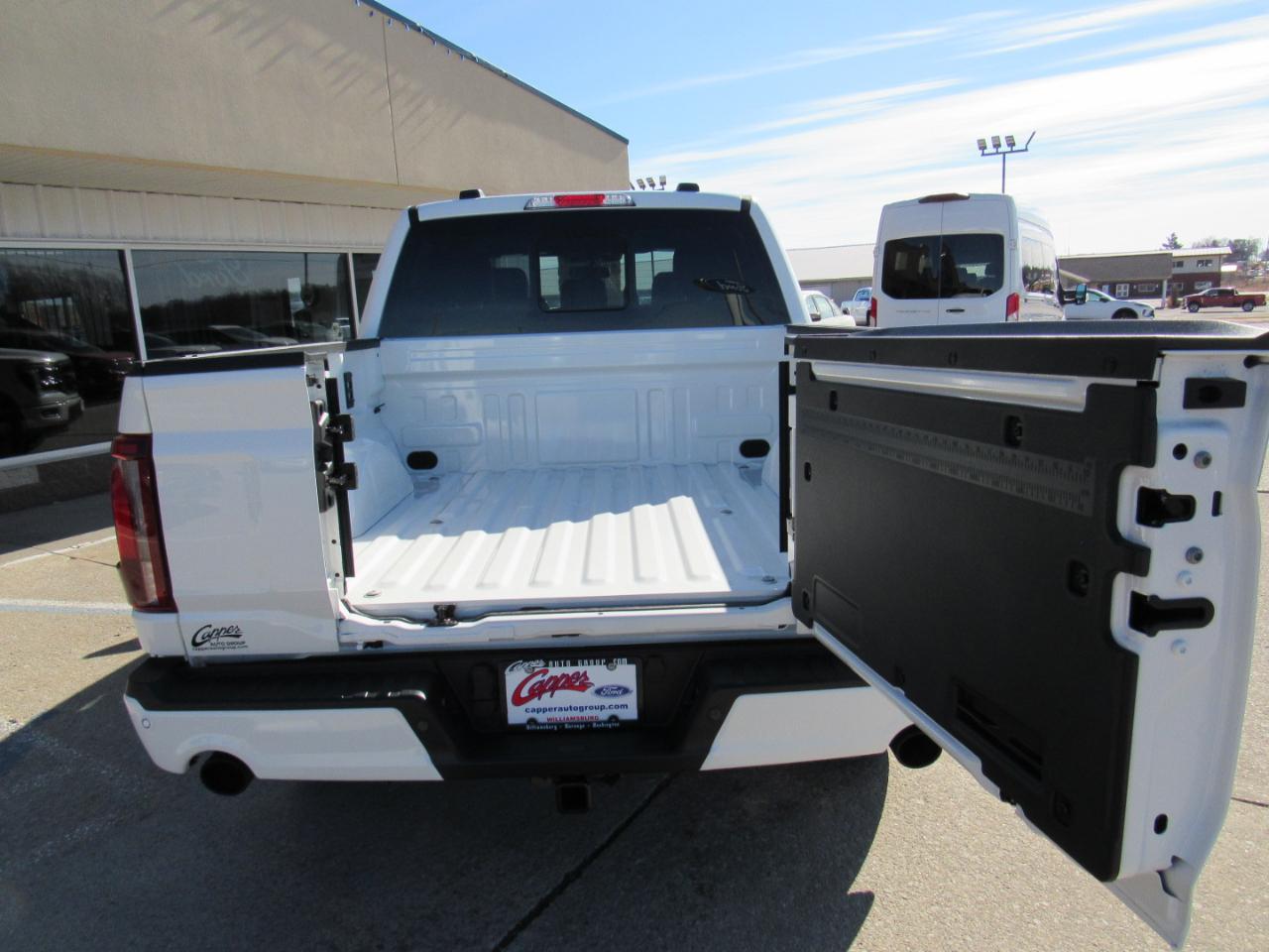 Ford F-150 Lariat 4WD SuperCrew 5.5' Box 2026