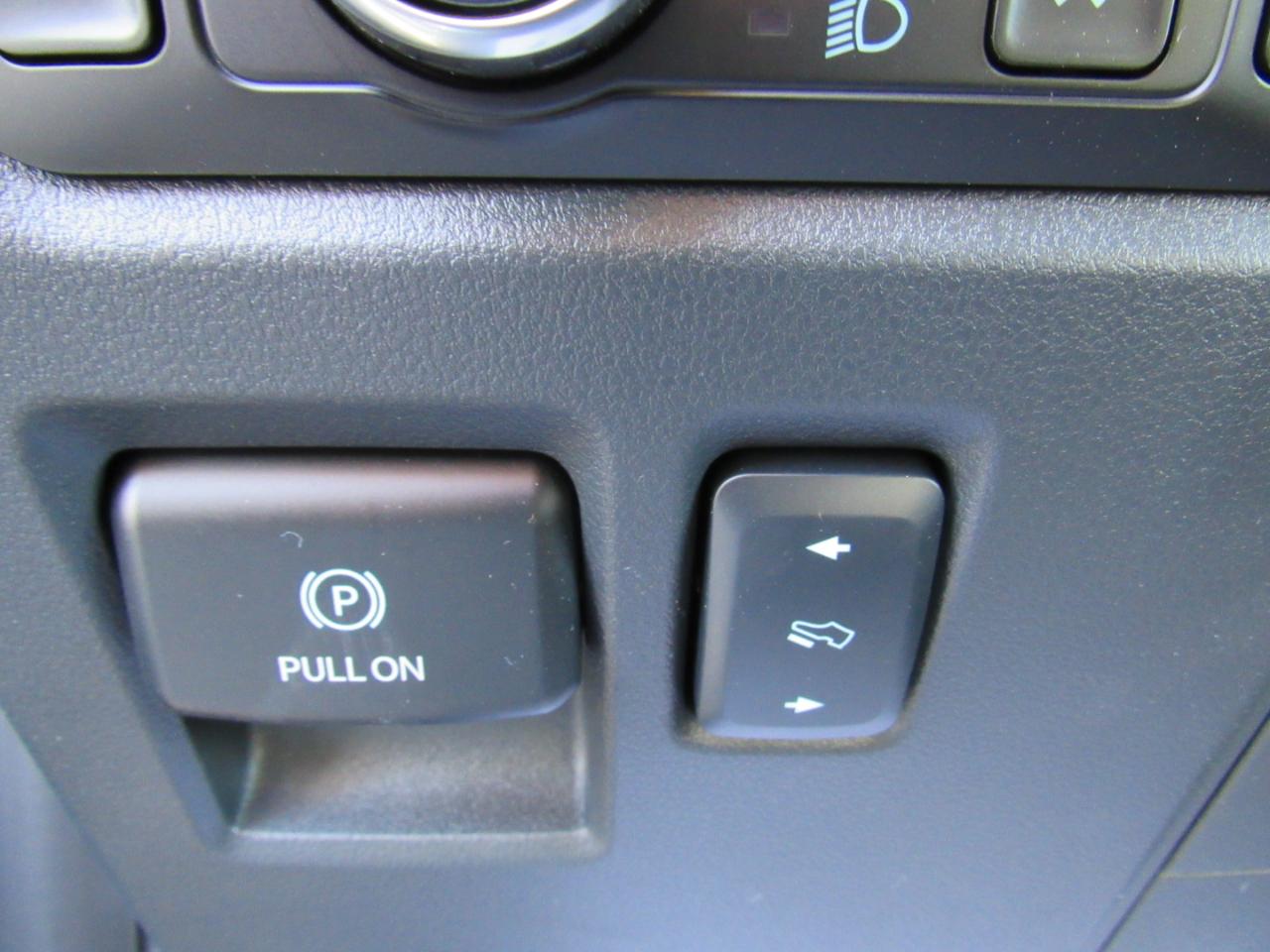 Ford F-150 Lariat 4WD SuperCrew 5.5' Box 2026