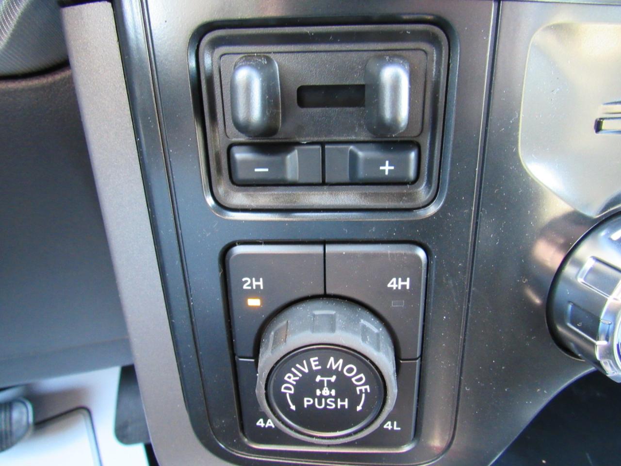 Ford F-150 Lariat 4WD SuperCrew 5.5' Box 2026