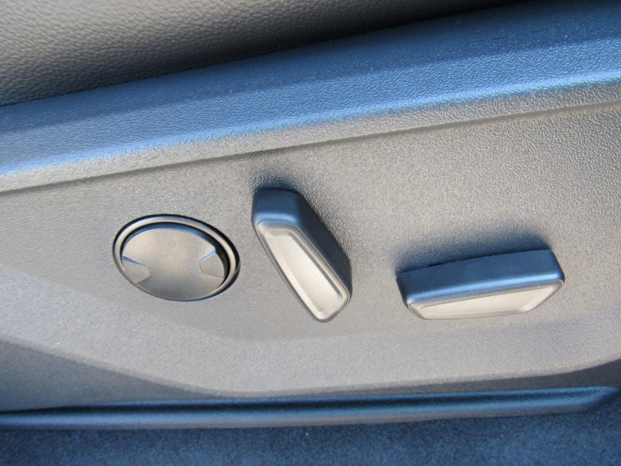 Ford F-150 Lariat 4WD SuperCrew 5.5' Box 2026