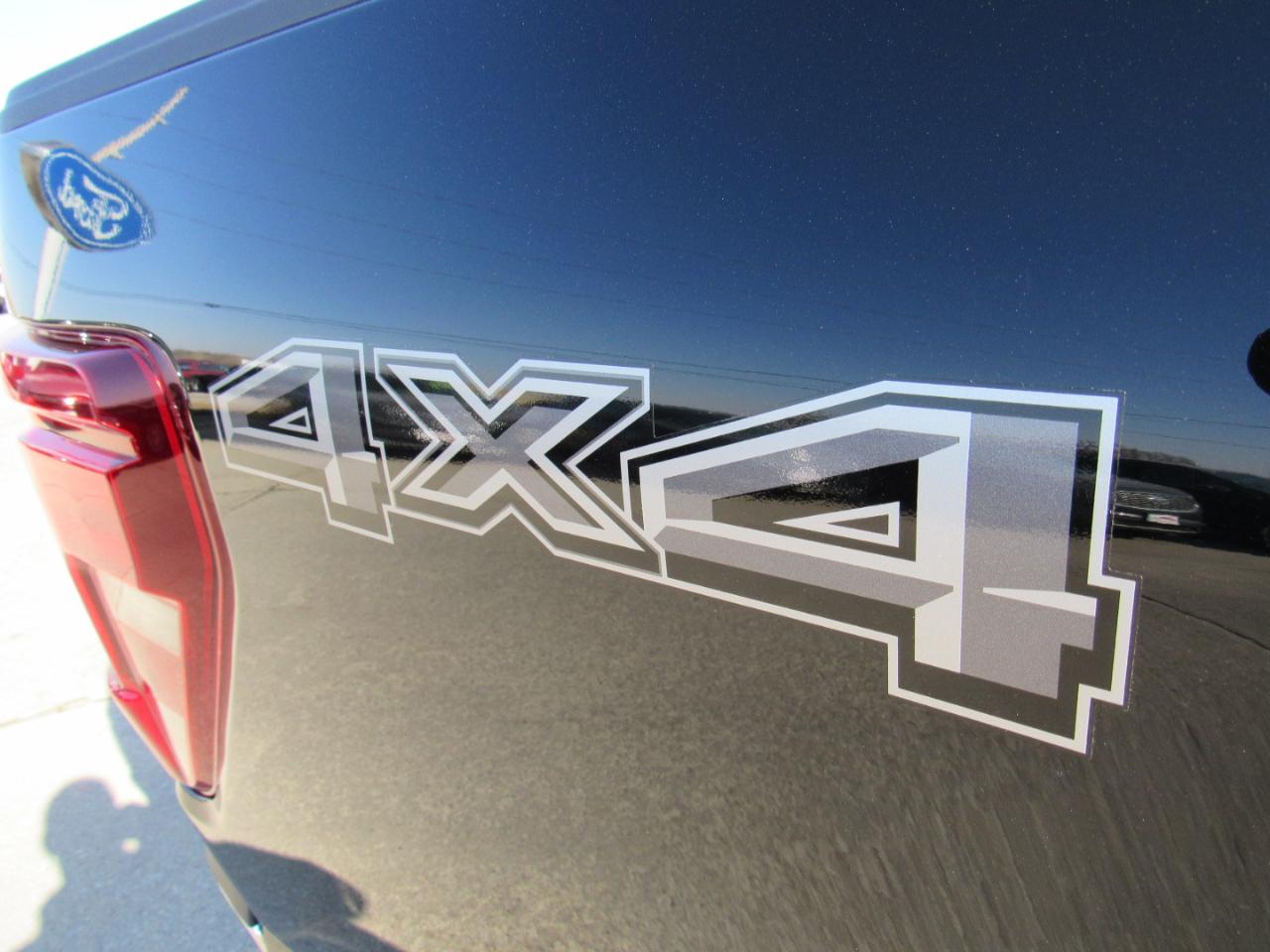 Ford F-150 Lariat 4WD SuperCrew 5.5' Box 2026