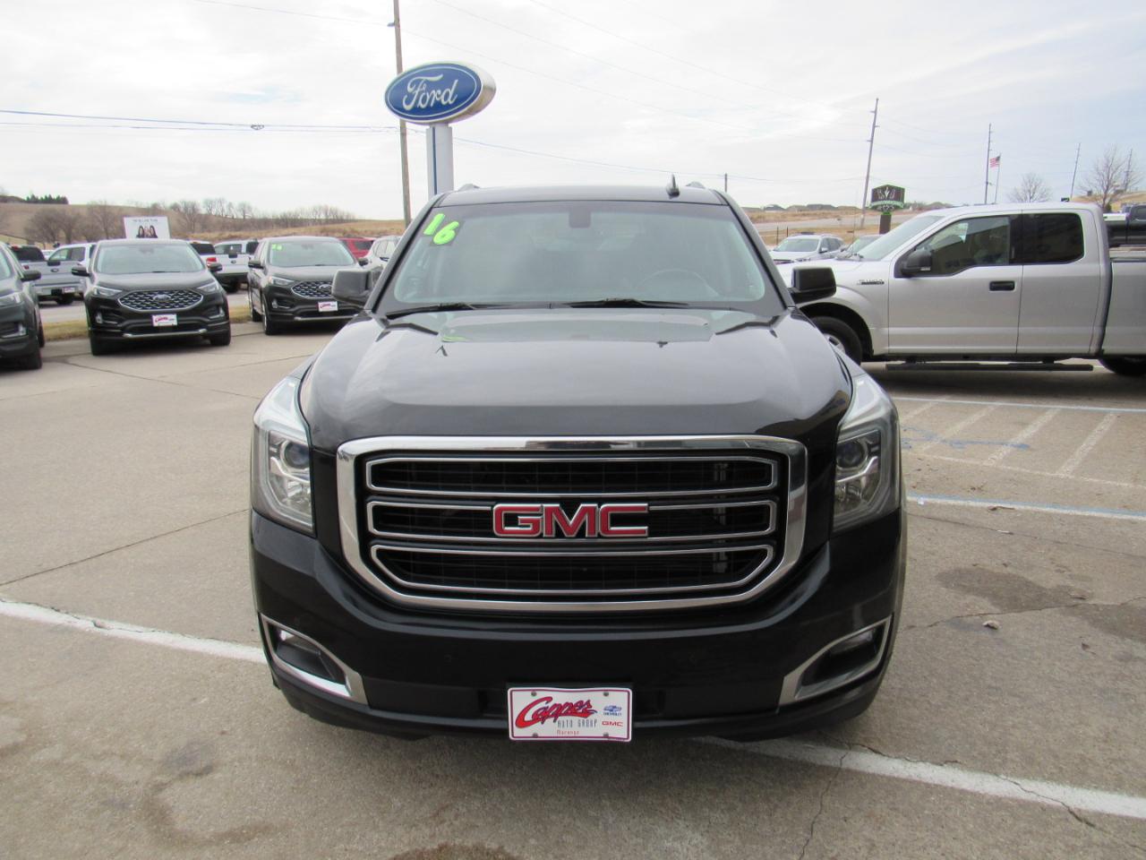 GMC Yukon XL 4WD 4dr SLE 2016