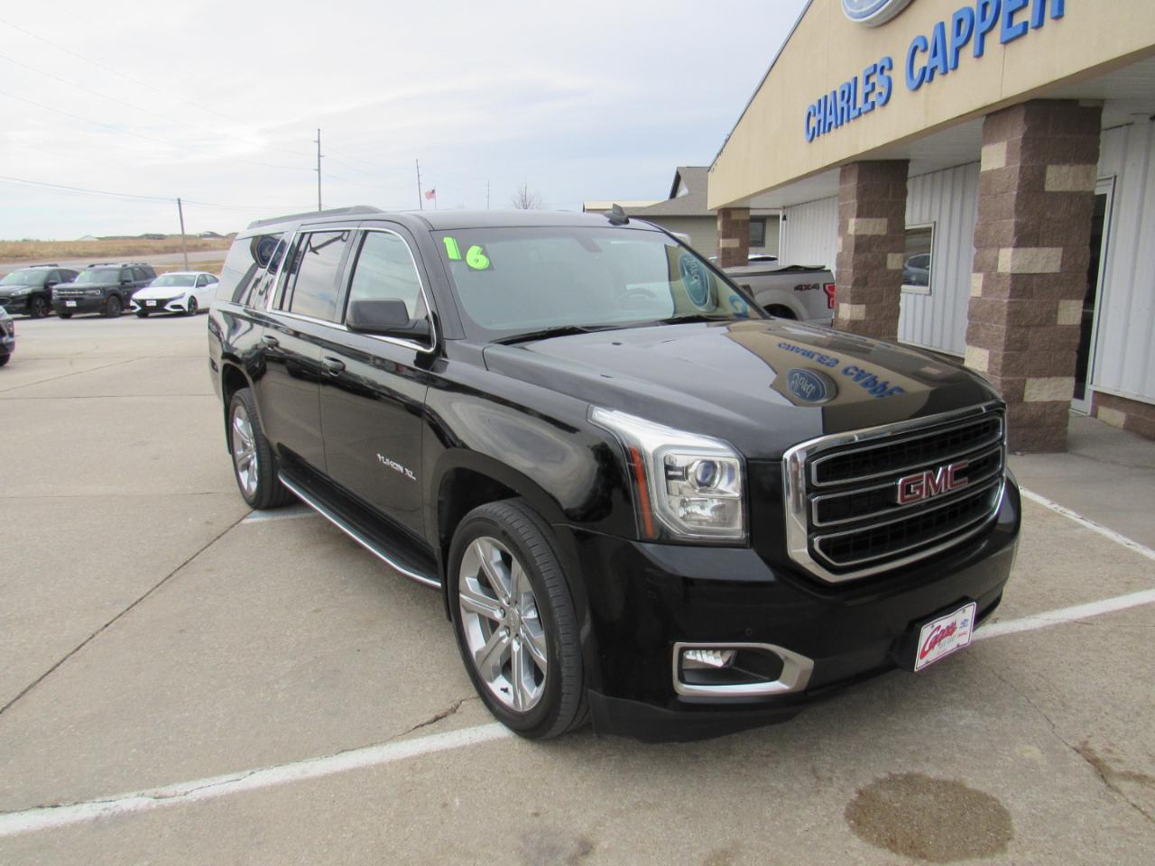 GMC Yukon XL 4WD 4dr SLE 2016