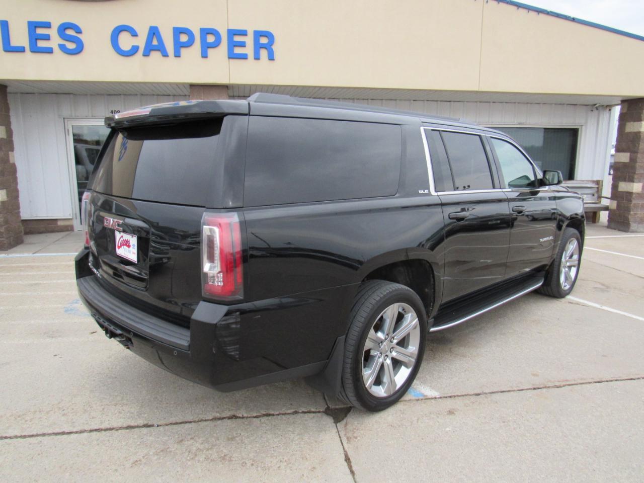 GMC Yukon XL 4WD 4dr SLE 2016