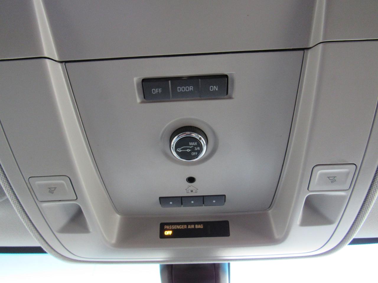 GMC Yukon XL 4WD 4dr SLE 2016