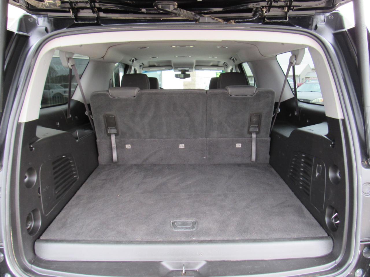 GMC Yukon XL 4WD 4dr SLE 2016