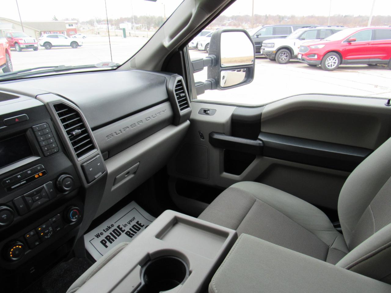 Ford Super Duty F-350 SRW XL 4WD SuperCab 8' Box 2020