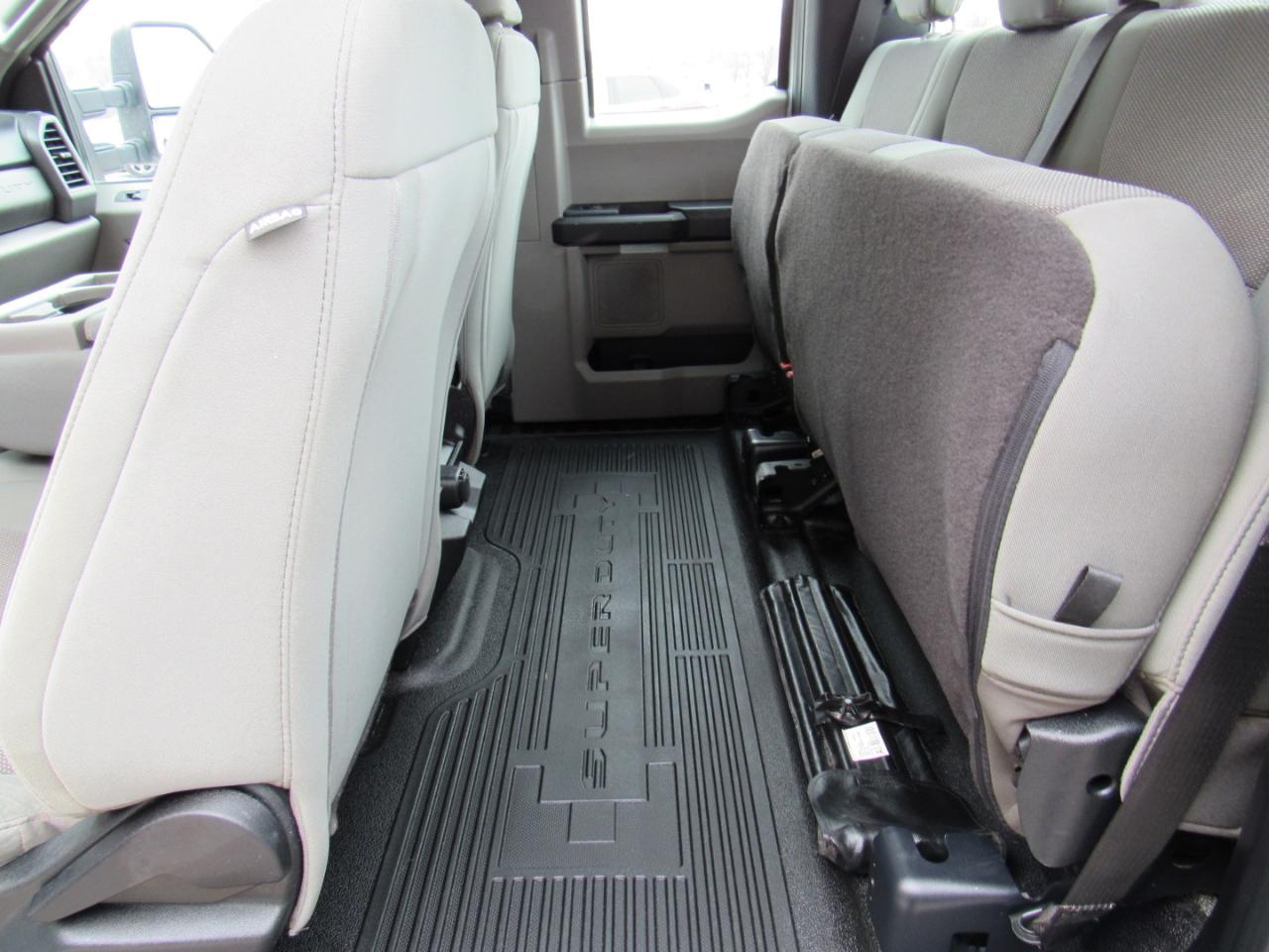 Ford Super Duty F-350 SRW XL 4WD SuperCab 8' Box 2020