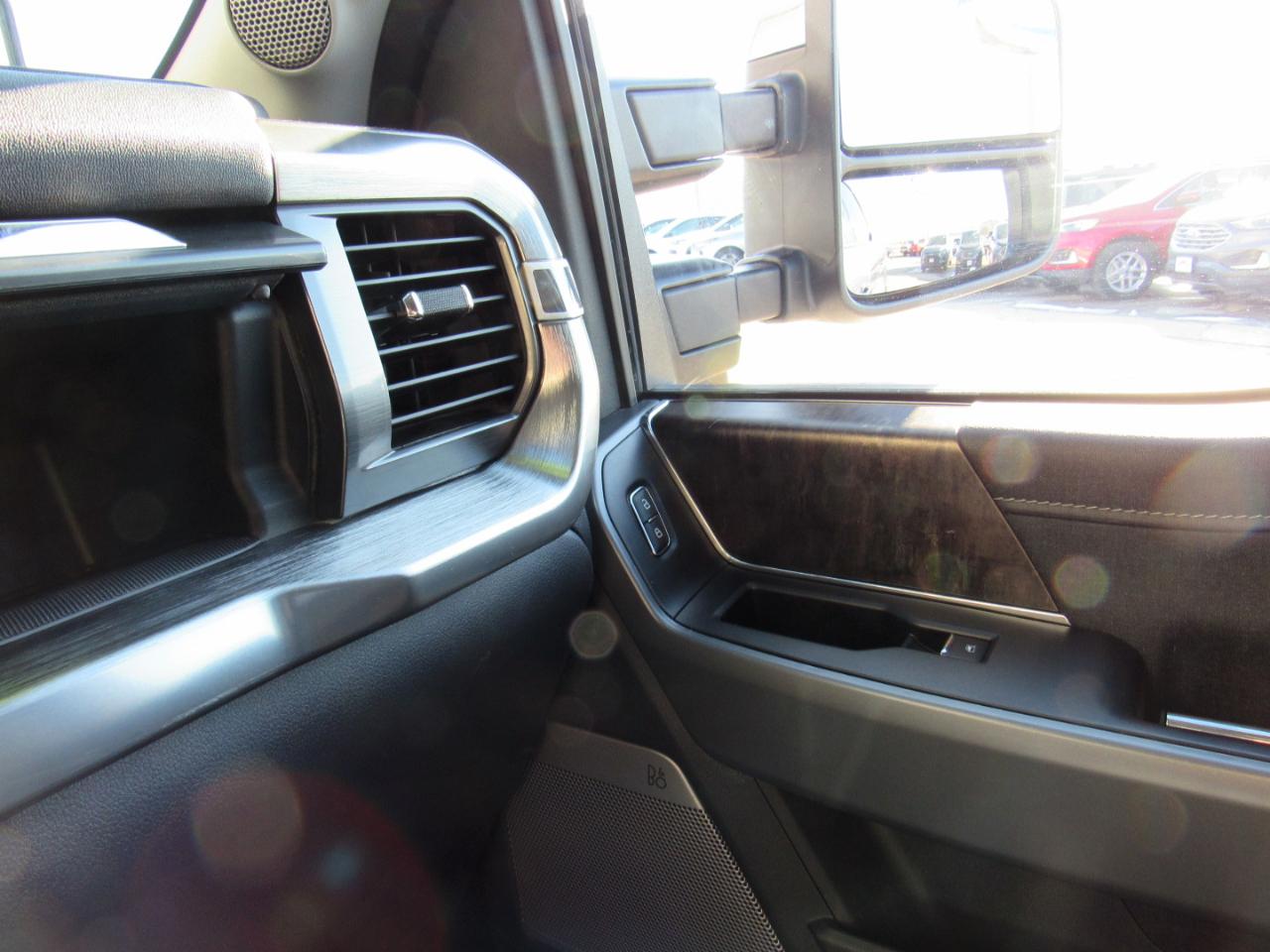 Ford F-150 Lariat 4WD SuperCrew 6.5' Box 2022