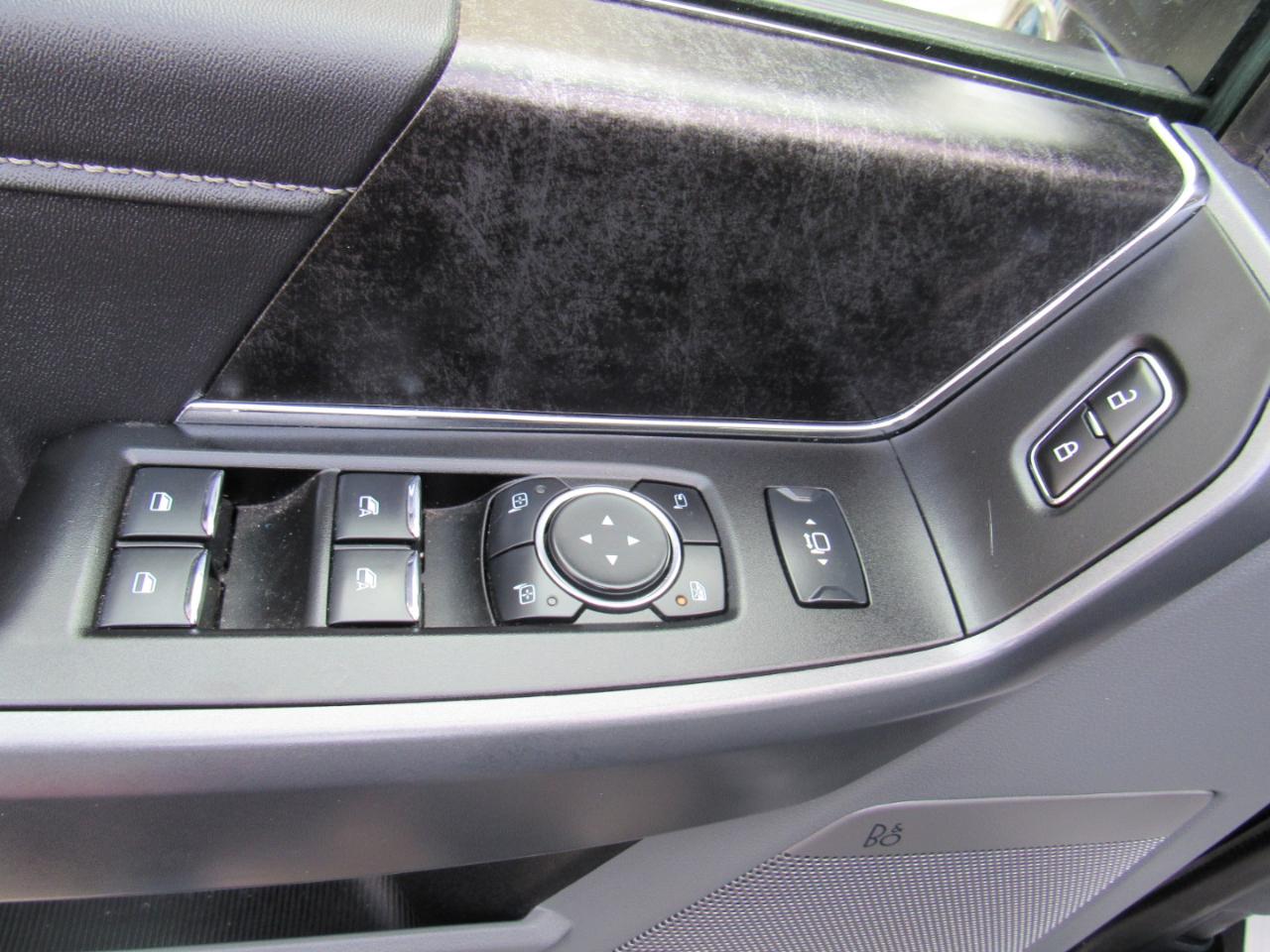 Ford Super Duty F-250 SRW XLT 4WD Crew Cab 6.75' Box 2024