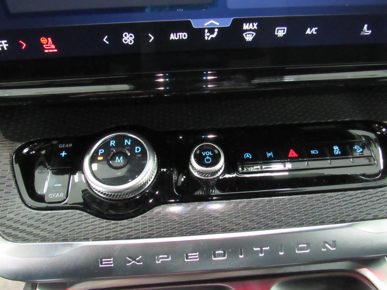 Ford Expedition Max Platinum 4x4 2026