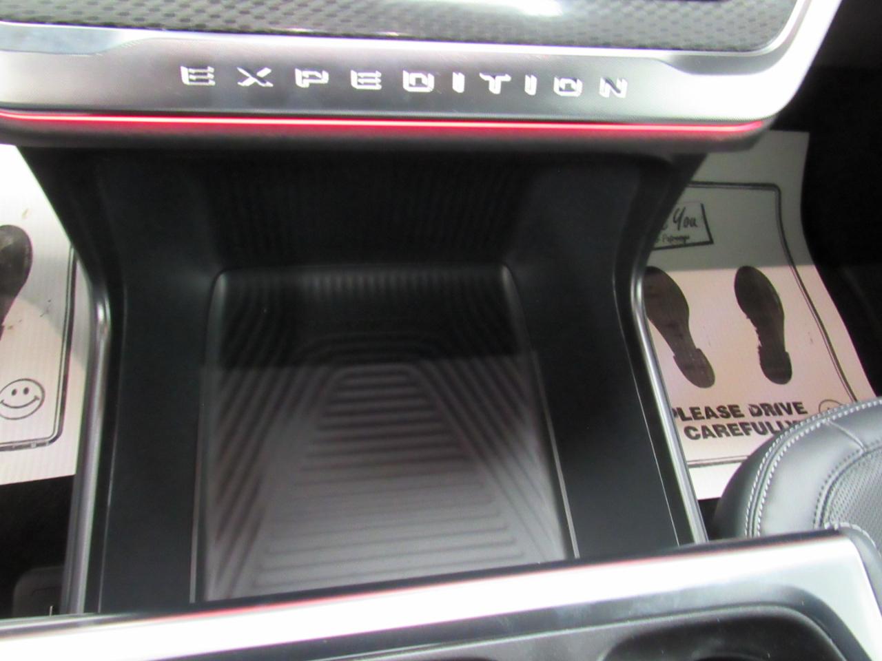 Ford Expedition Max Platinum 4x4 2026