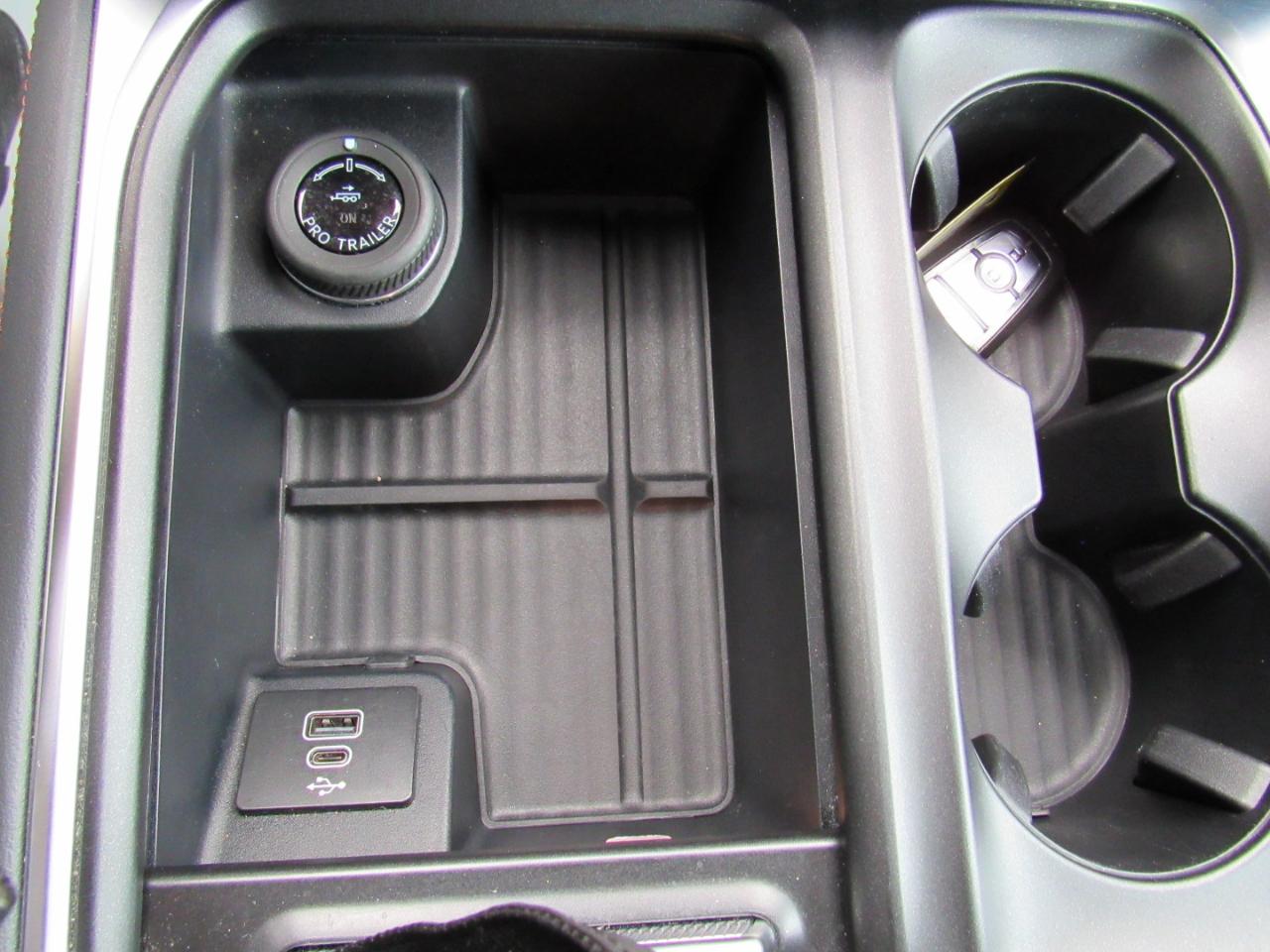 Ford Expedition Active 4x4 2025