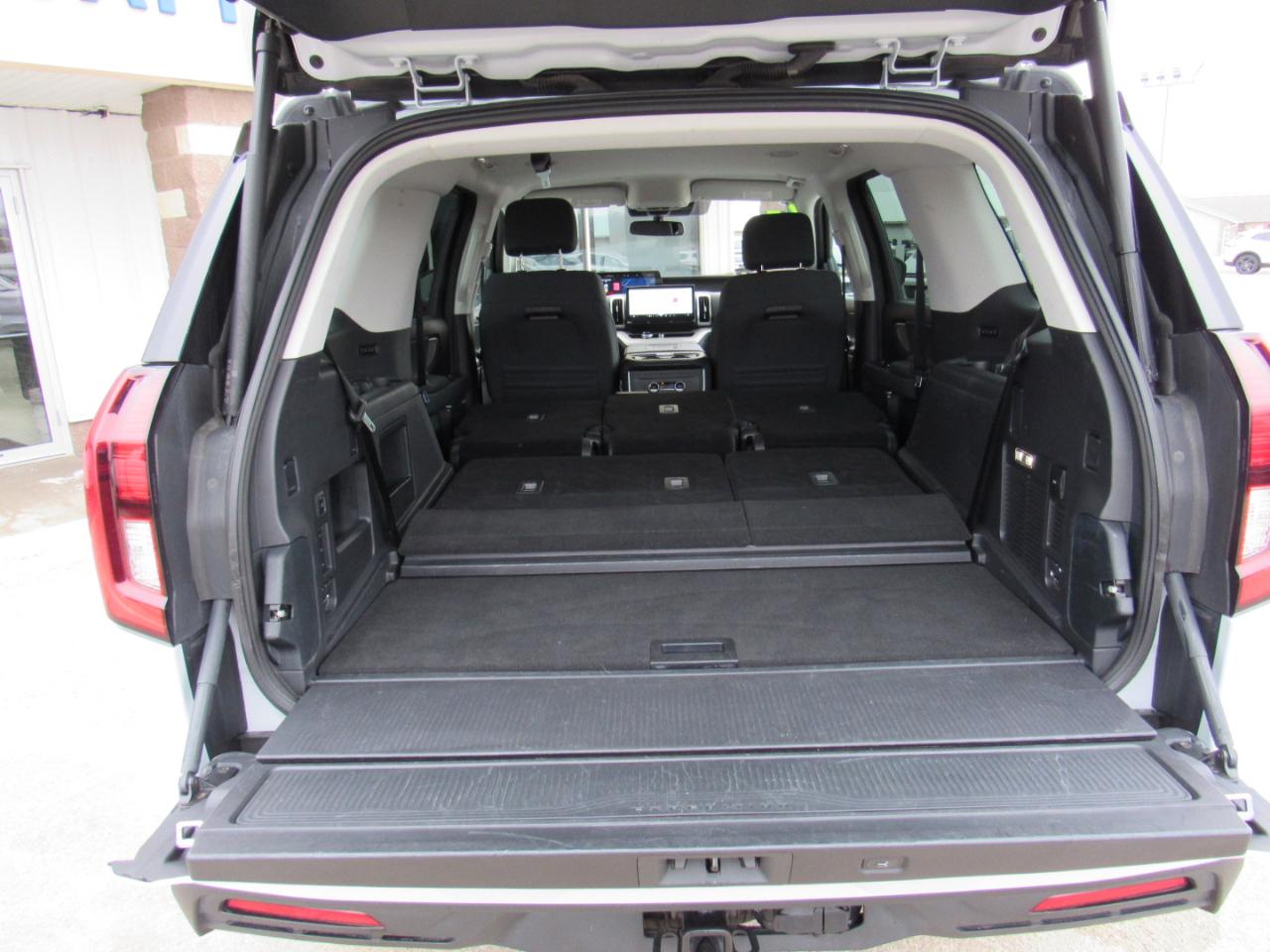 Ford Expedition Active 4x4 2025