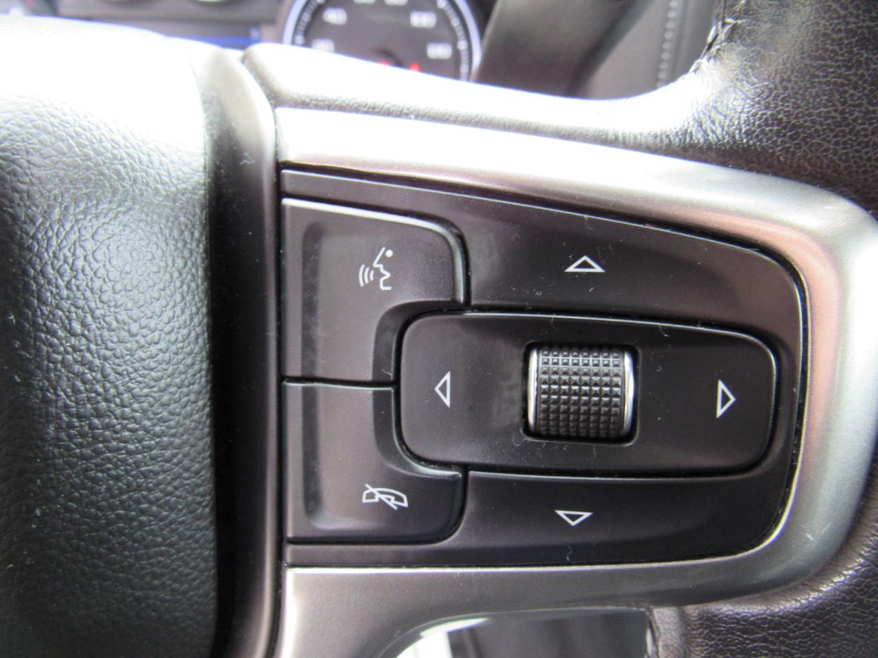 Chevrolet Silverado 1500 4WD Crew Cab 147" LT 2020