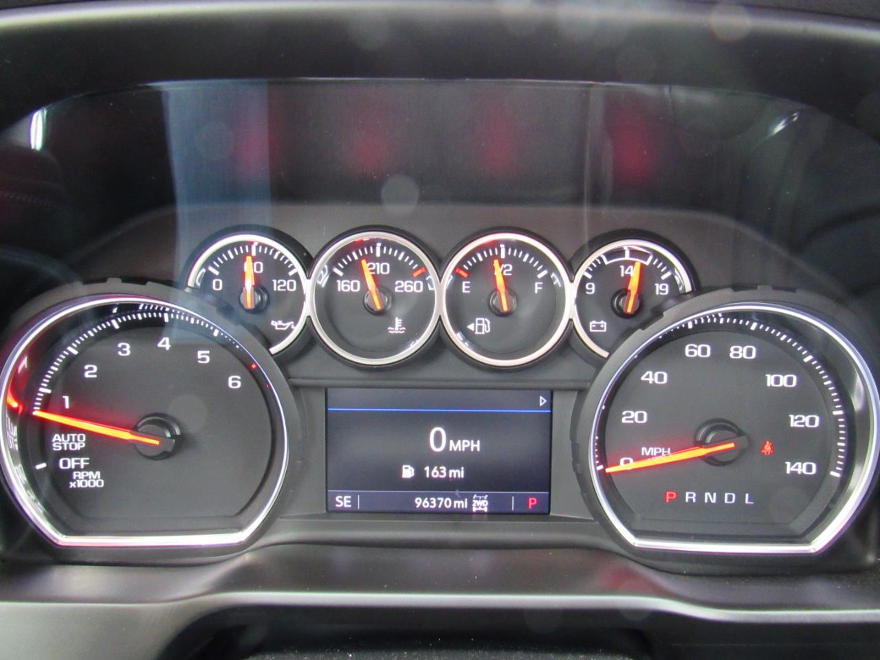 Chevrolet Silverado 1500 4WD Crew Cab 147" LT 2020