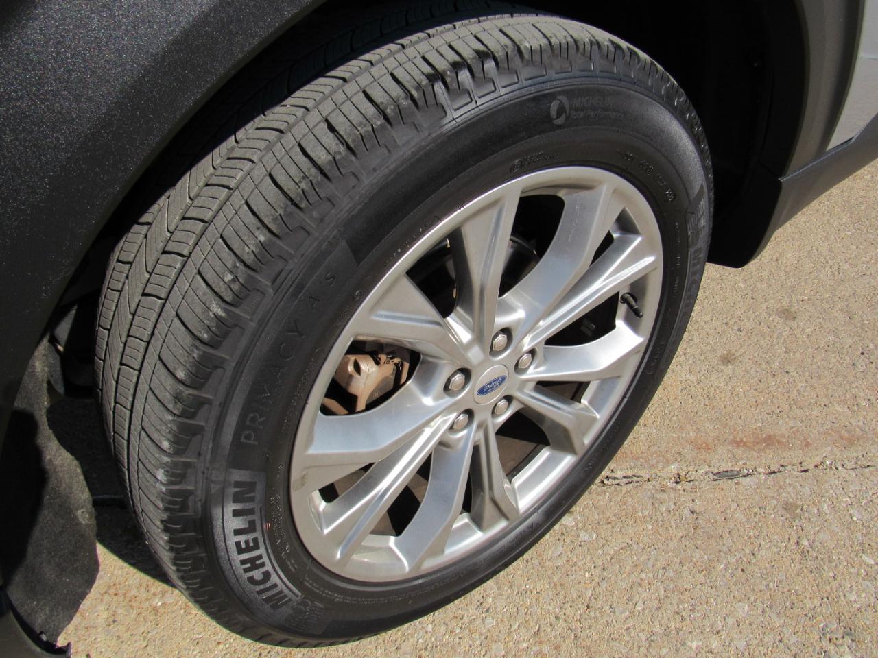 Ford Explorer Limited 4WD 2022