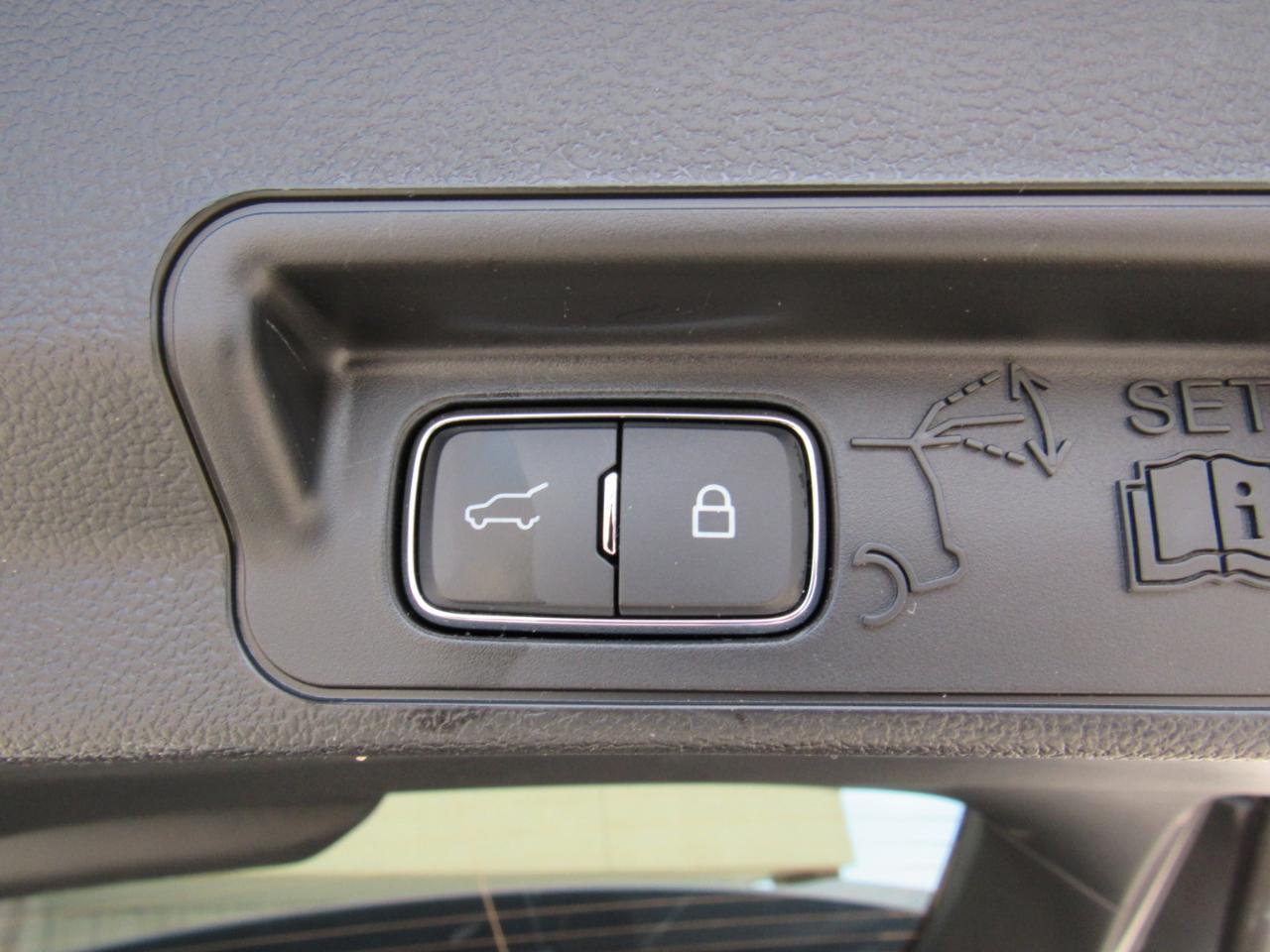 Ford Explorer Limited 4WD 2023