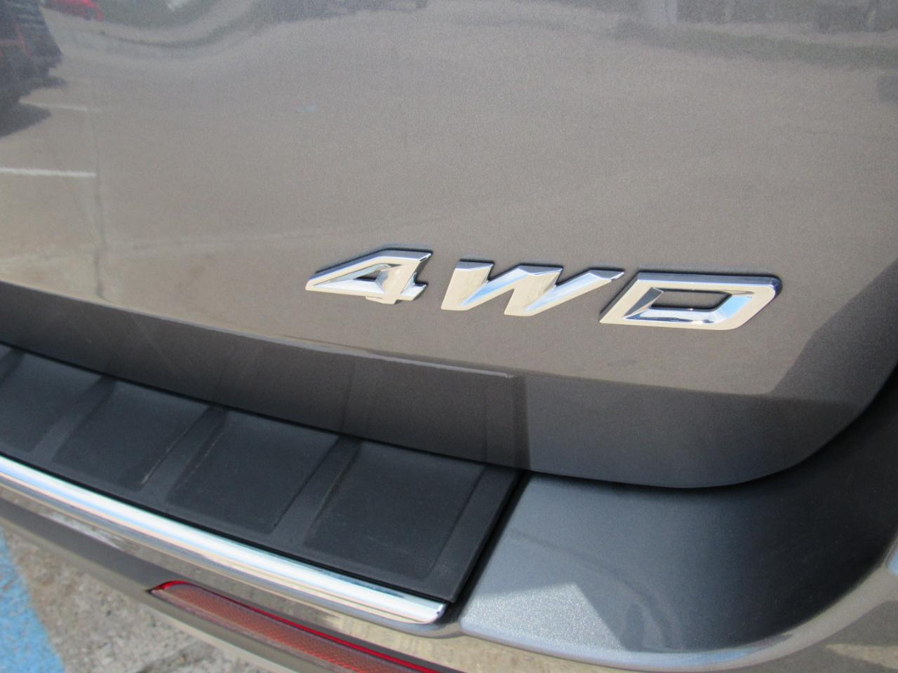 Ford Explorer Limited 4WD 2023