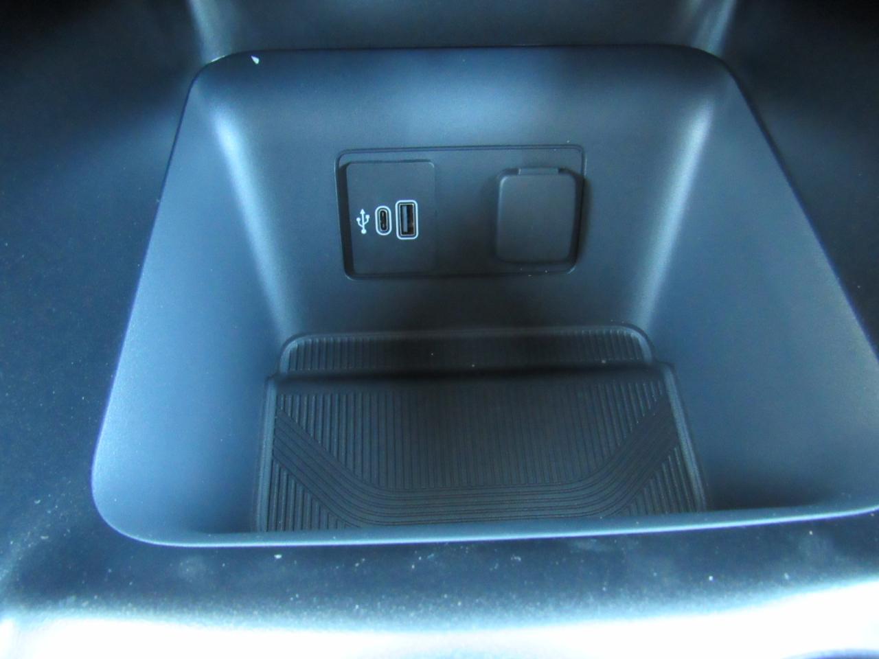 Ford Explorer Active w/200A Pkg 4WD 2026