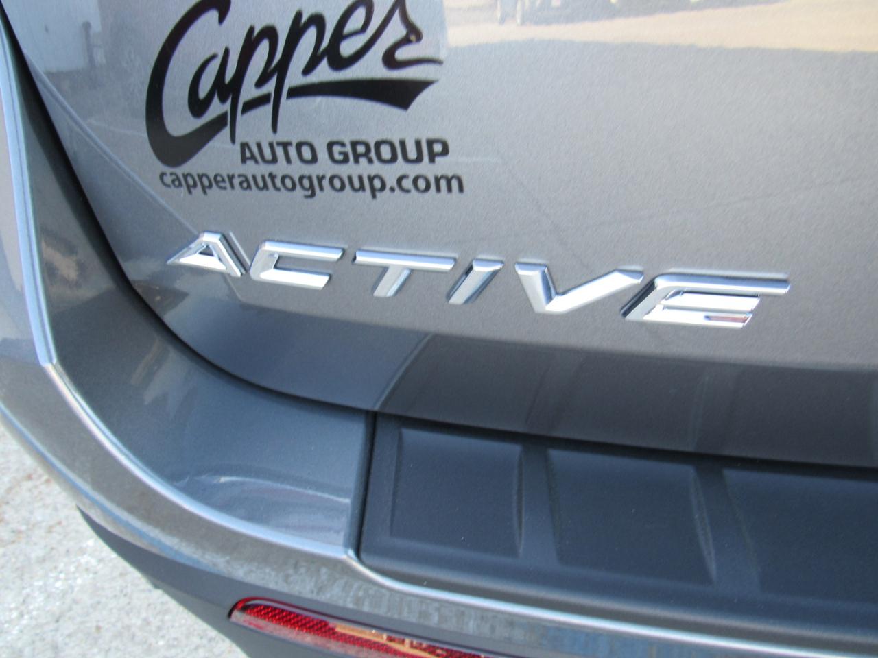 Ford Explorer Active w/200A Pkg 4WD 2026