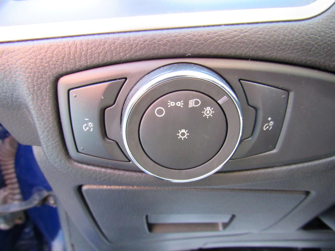 Ford Edge 4dr SE FWD 2015