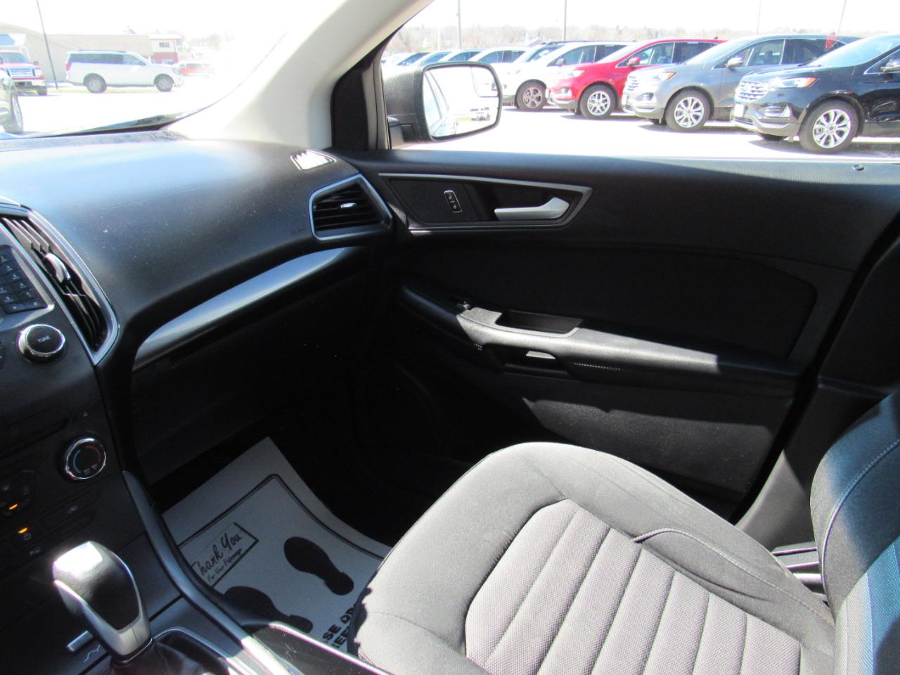 Ford Edge 4dr SE FWD 2015