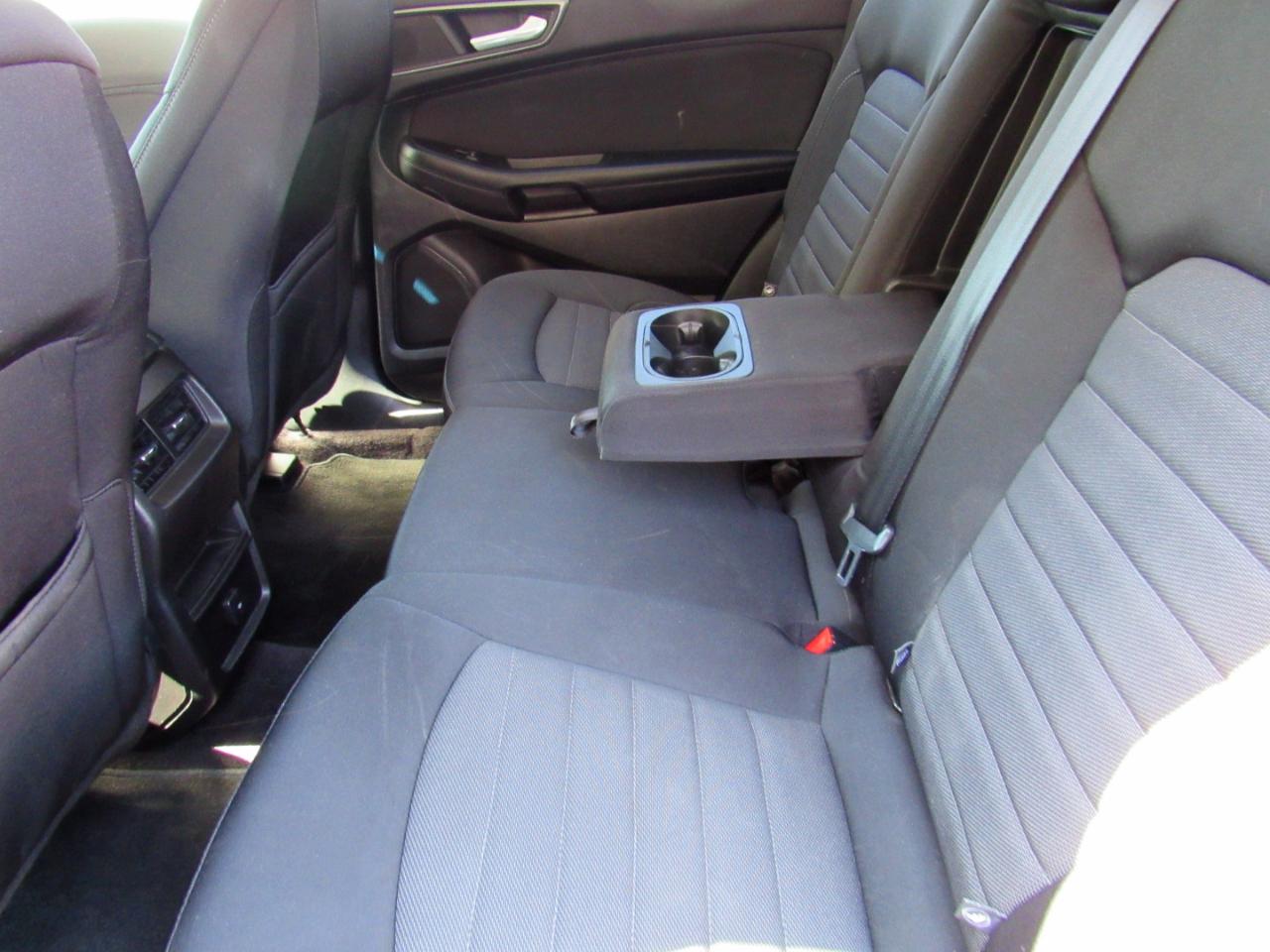 Ford Edge 4dr SE FWD 2015