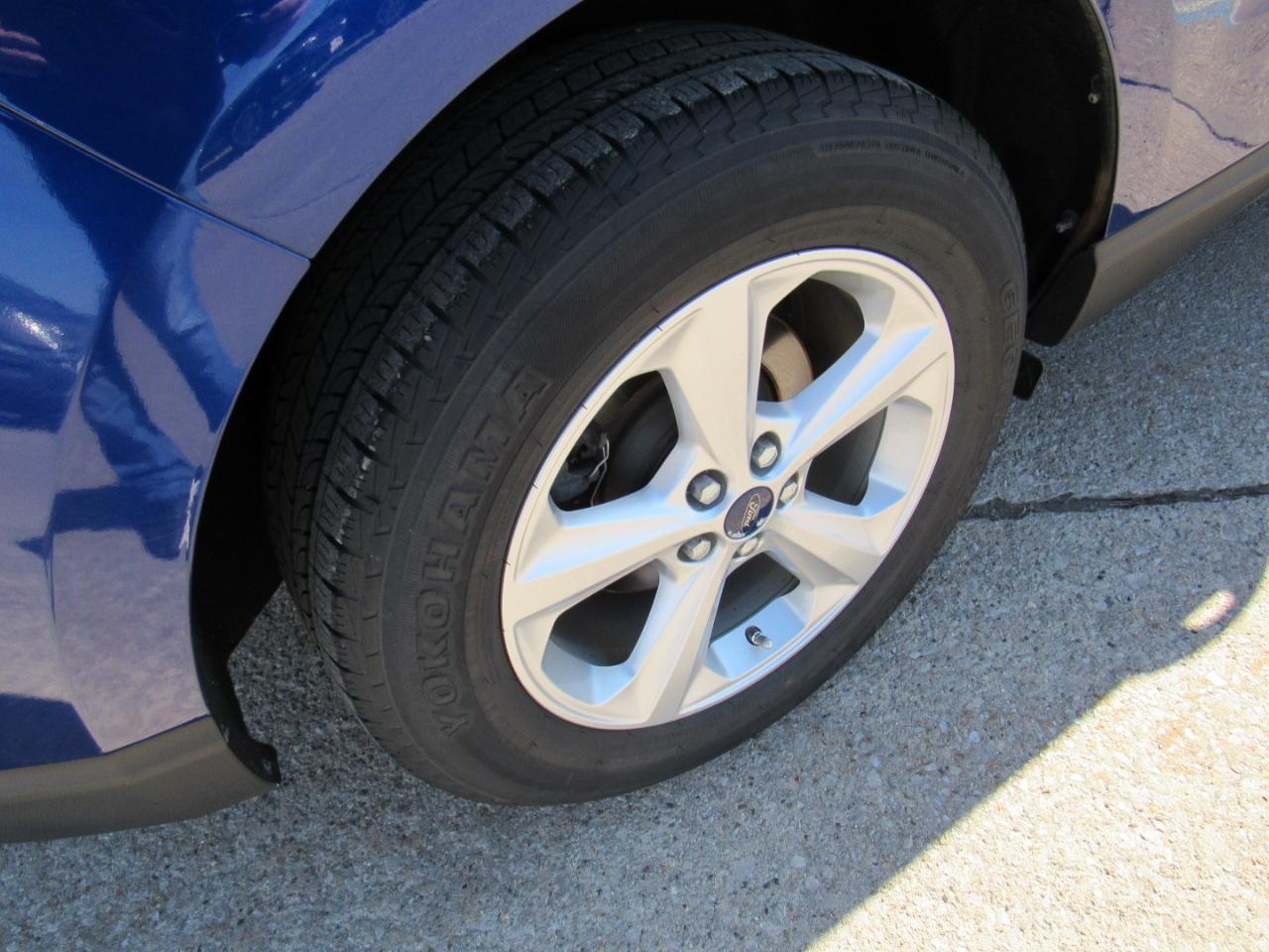 Ford Edge 4dr SE FWD 2015