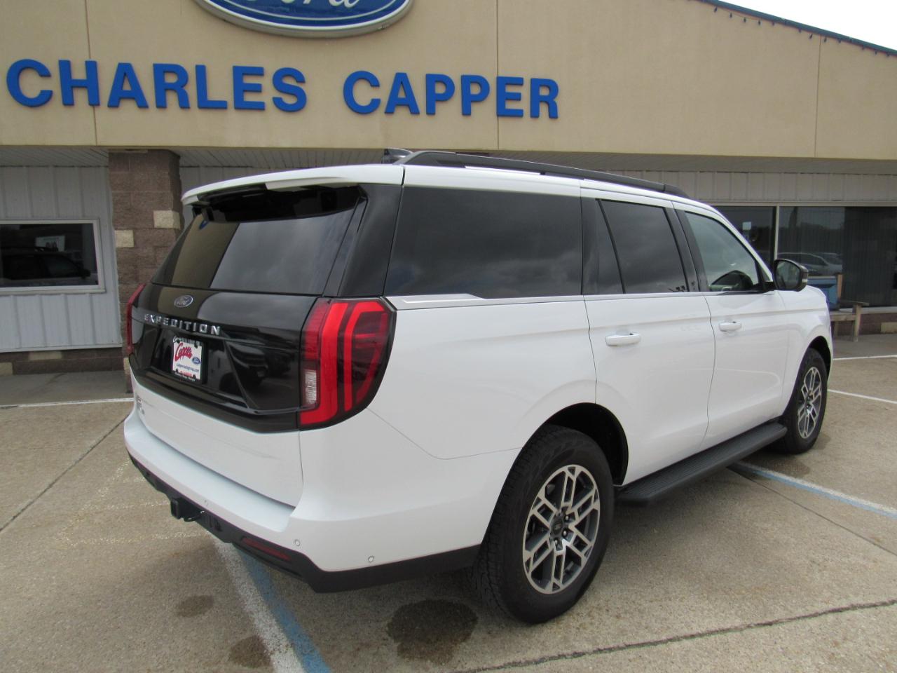 Ford Expedition Active 4x4 2025