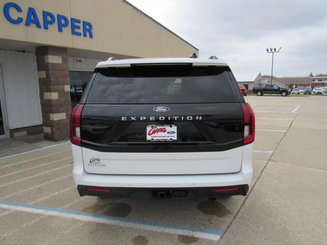 Ford Expedition Active 4x4 2025