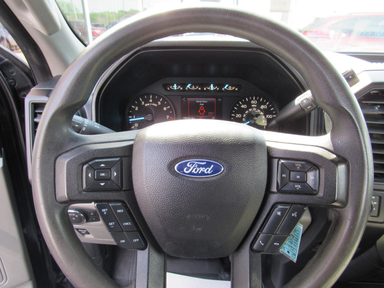 Ford F-150 XL 4WD Reg Cab 8' Box 2019