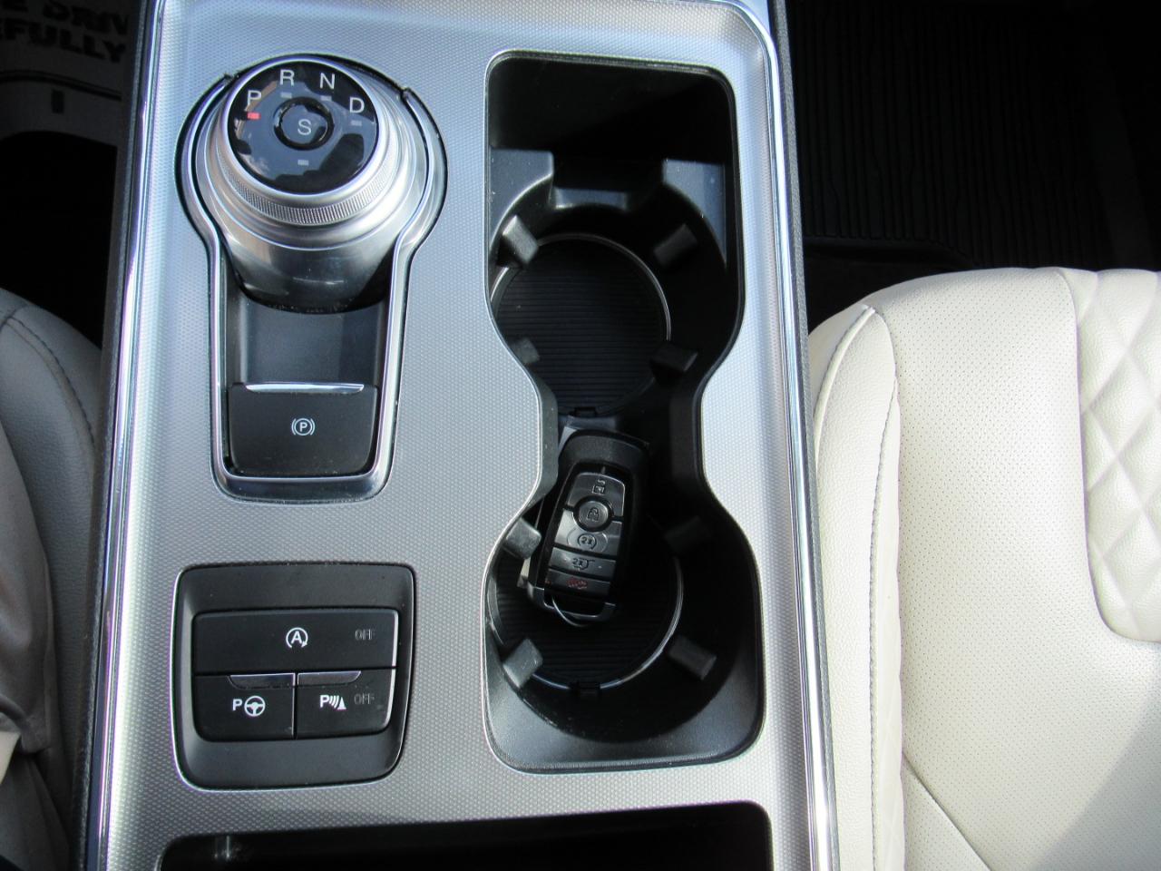 Ford Edge Titanium AWD 2024
